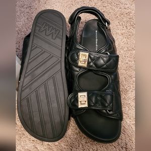 Woman's chunky sandal